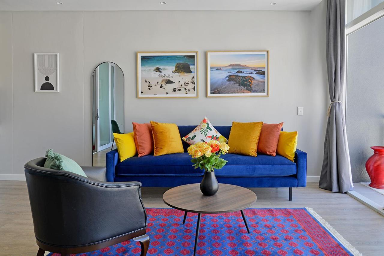 Zara - Luxurious 1 Bed, & Mountain Views In Centre Apartment